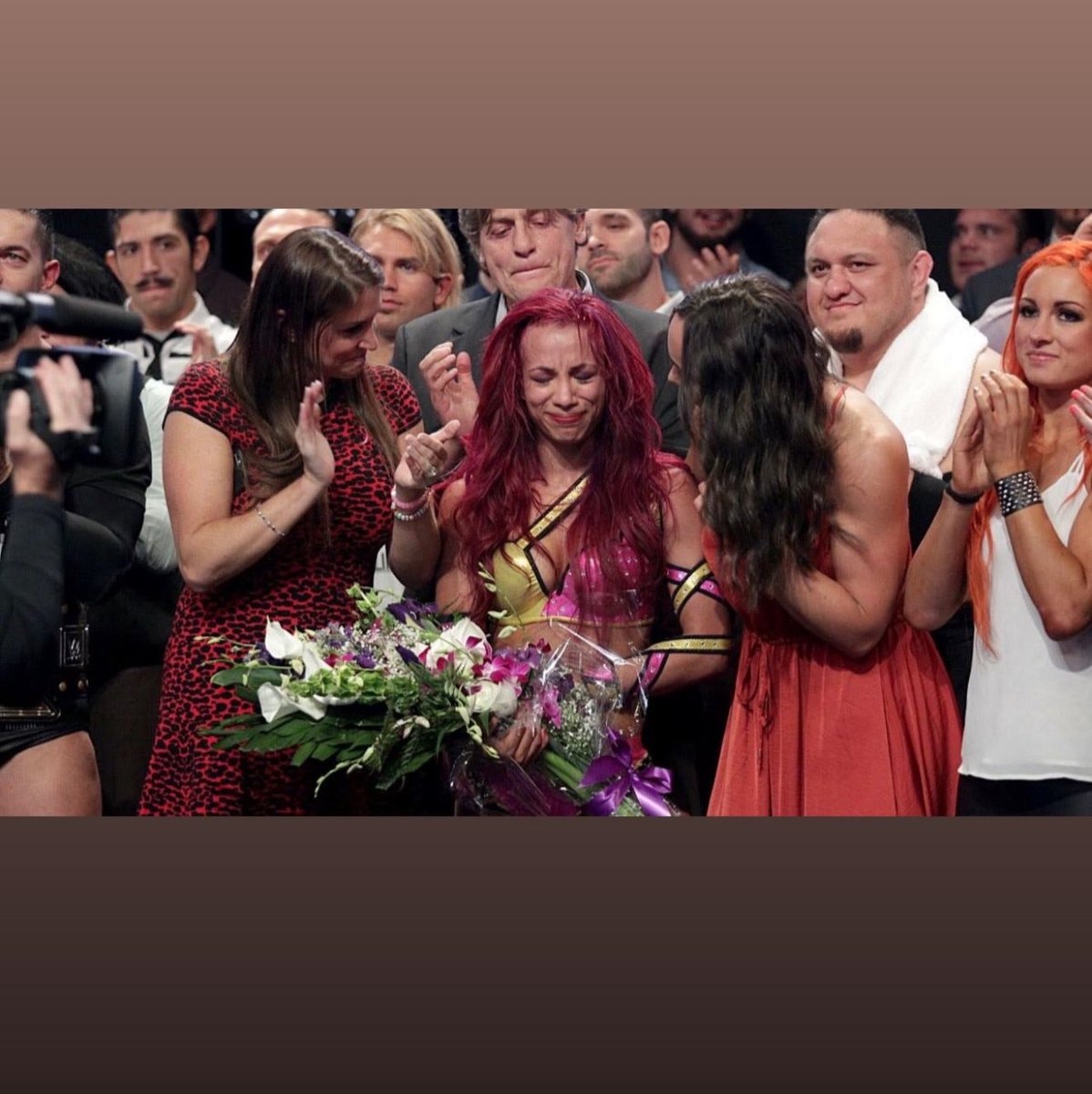 Bayley Sasha Banks NXT TakeOver Respect (photo 2 of 2)
