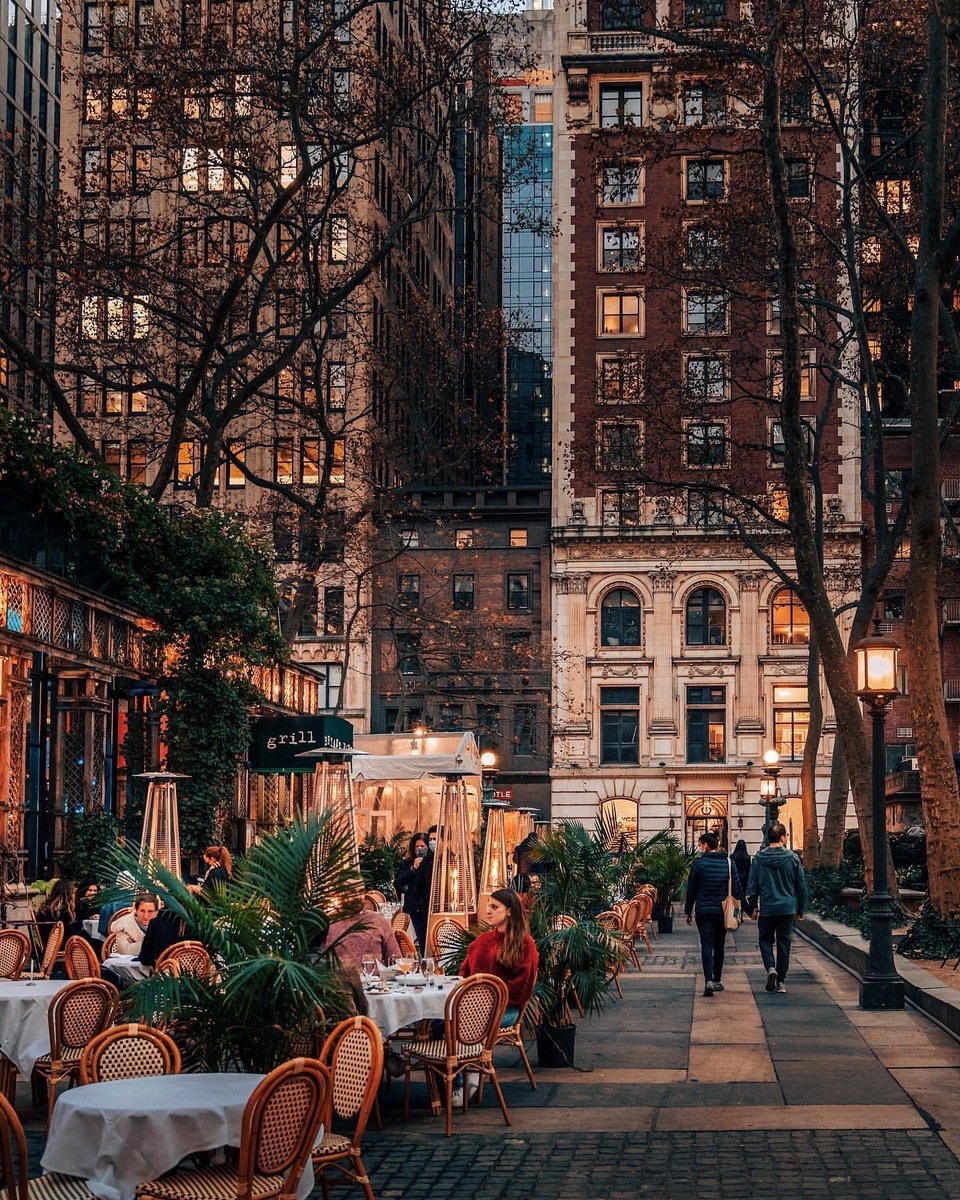 New York City outdoor dining New York City outdoor dining