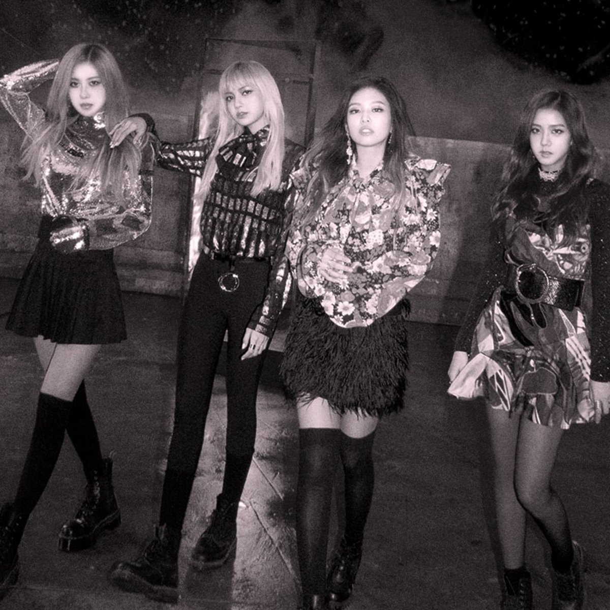 BLACKPINK Playing With Fire 1 billion YouTube