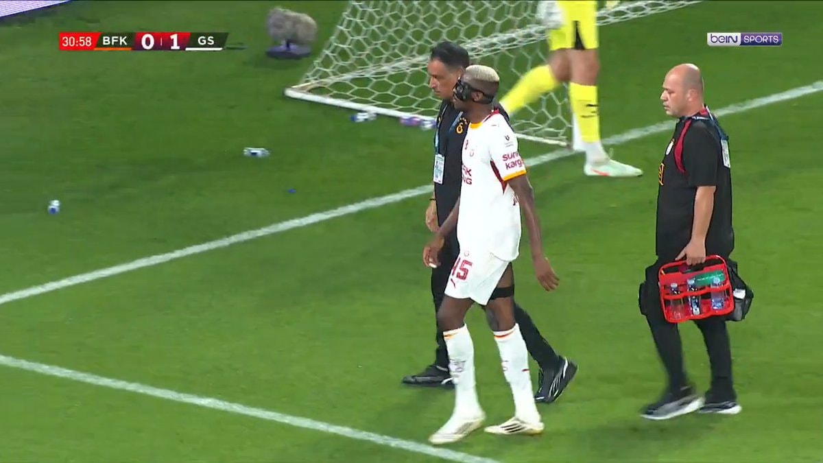 Victor Osimhen injured