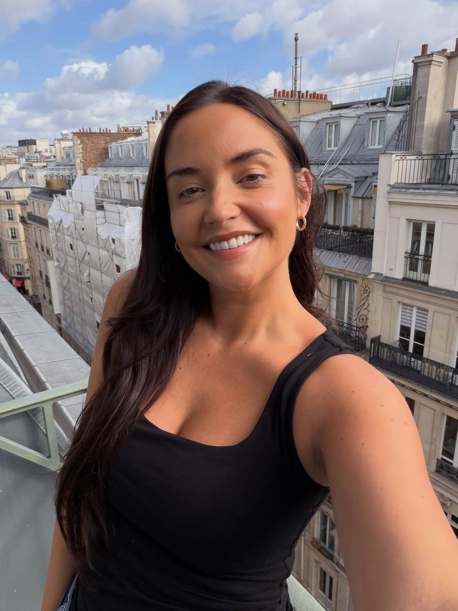 Jacqueline Jossa selfie