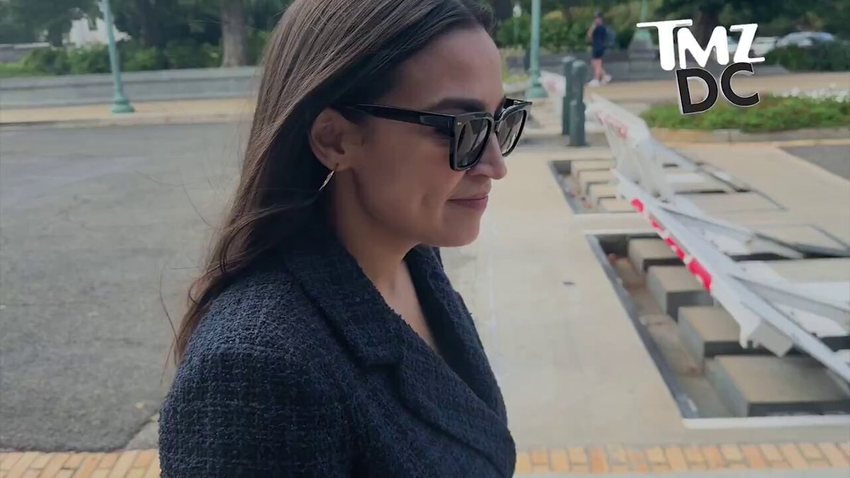 Rep. AOC on dating Conservatives