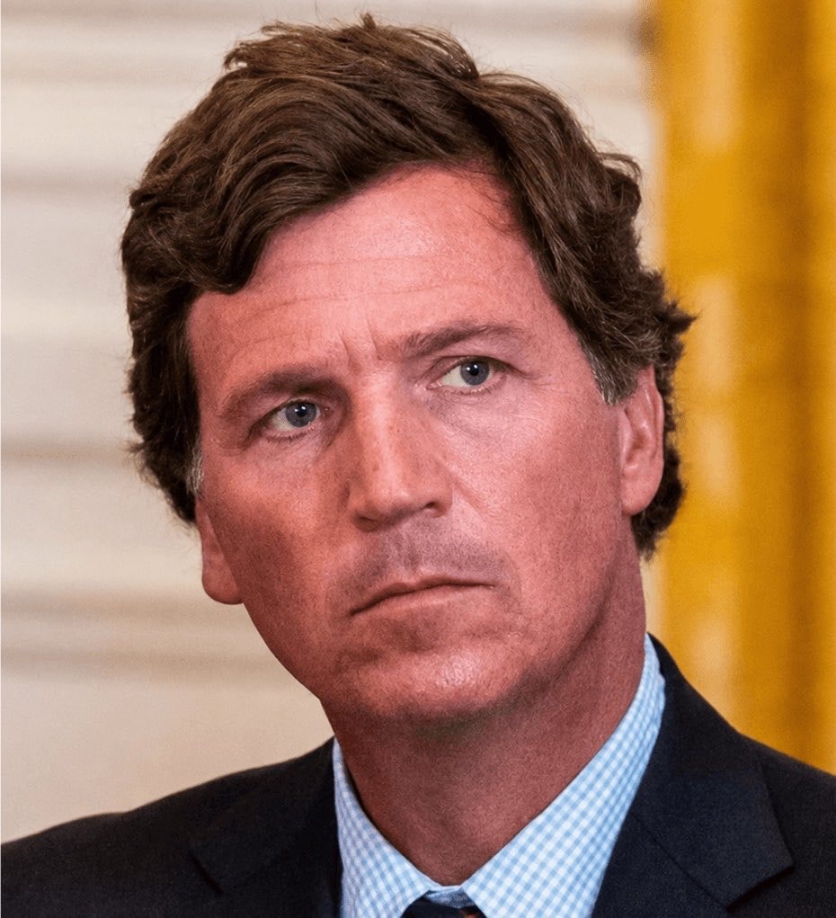 Tucker Carlson calls for Trump removal (photo 1 of 2)