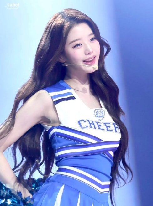 Wonyoung birthday edit (photo 2 of 2)