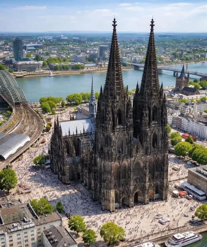 Cologne Germany cathedral crowd