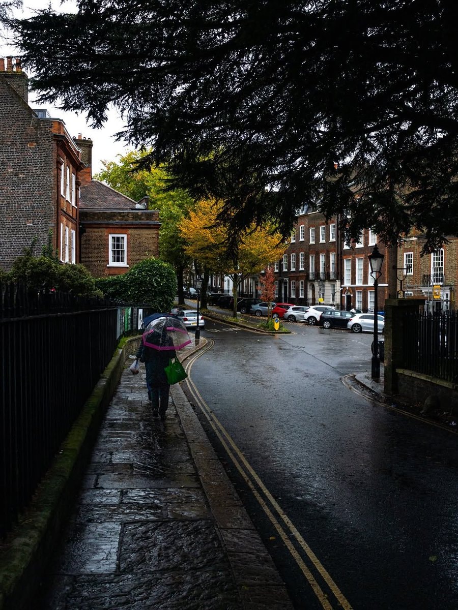 London UK after rain (photo 2 of 2)