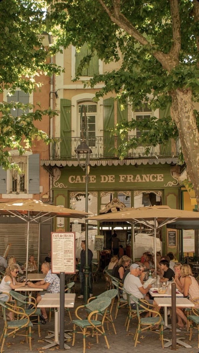 France (photo 3 of 4)