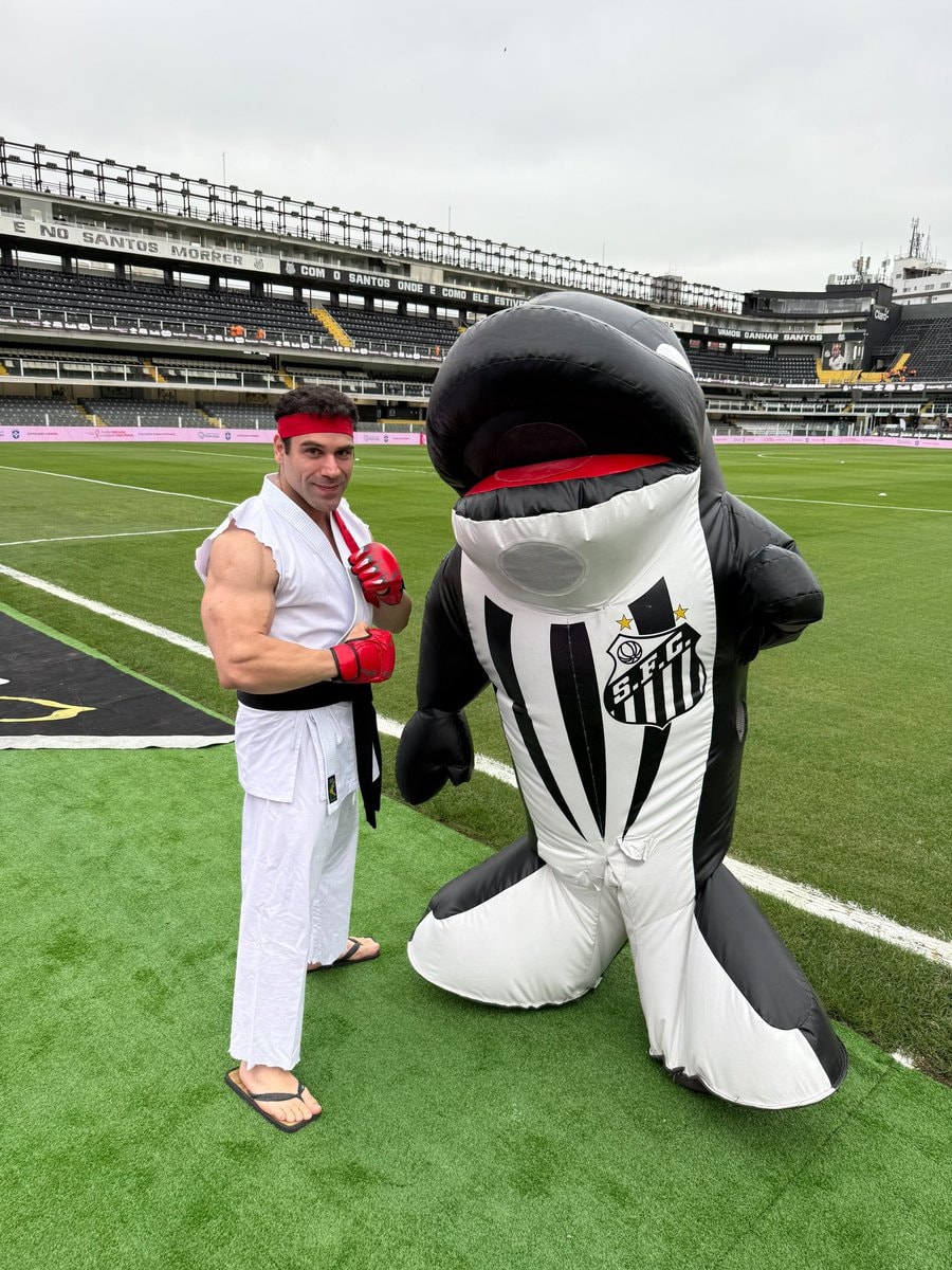 Street Fighter Ryu Santos FC mascot
