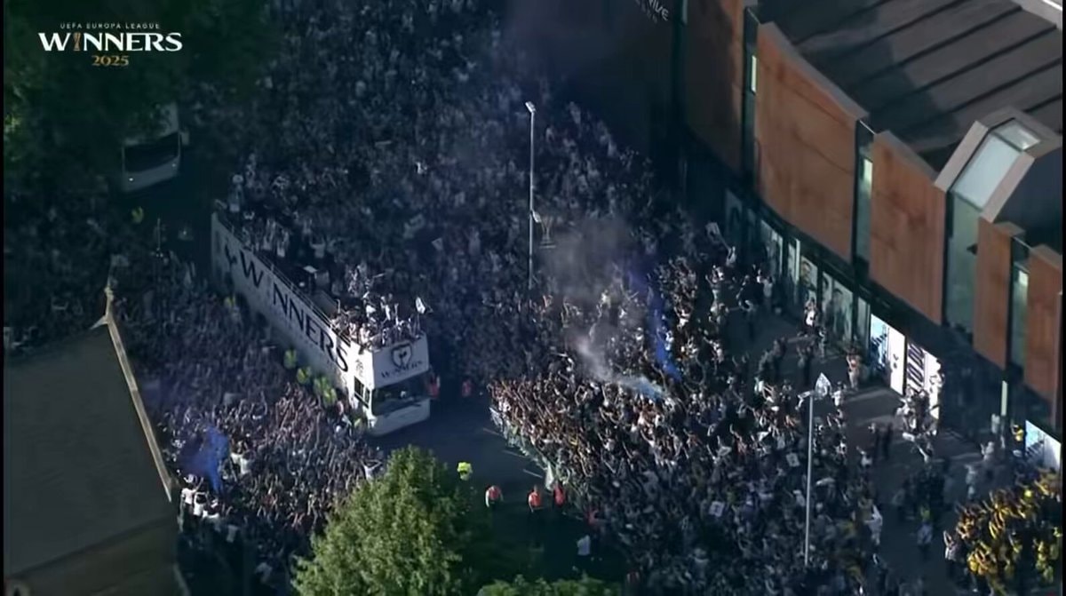 UEFA EUROPA LEAGUE WINNERS 2025 celebration