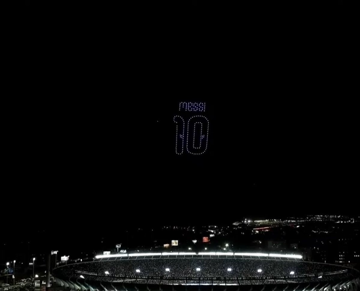 Messi drone show reaction Messi drone show reaction