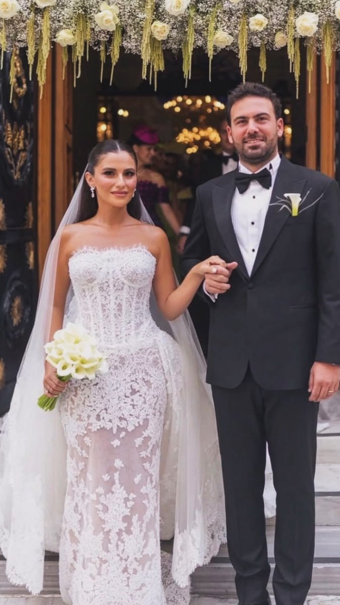 Derev Clara Kösedağ Zuhair Murad wedding dress (photo 2 of 2)