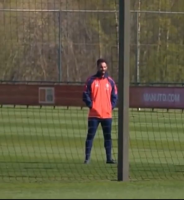 Ruben Amorim training explanation (photo 2 of 2)