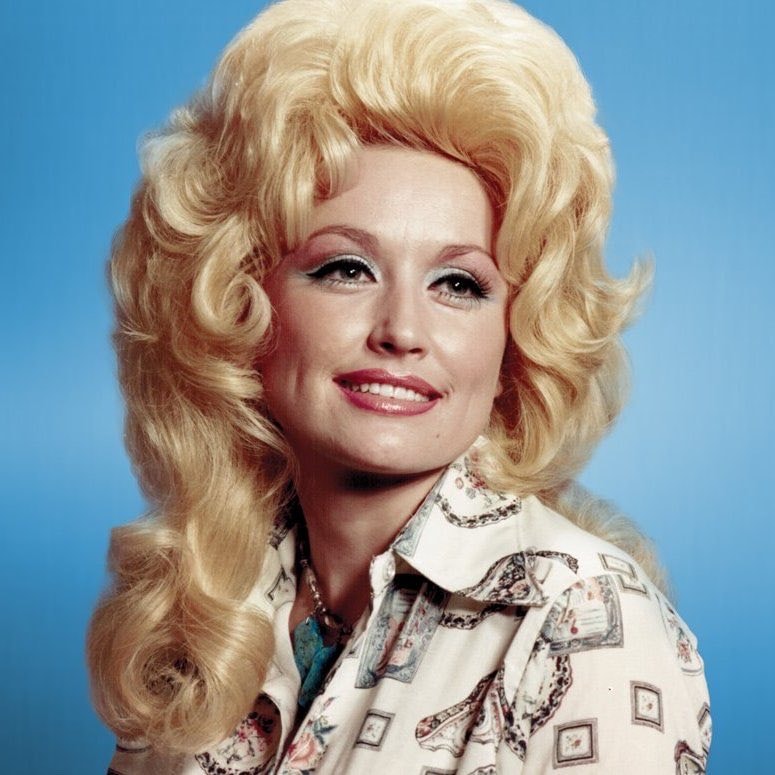Kacey Musgraves Dolly Parton VMA tribute (photo 2 of 2)