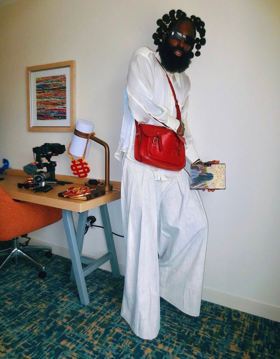 PlaqueBoyMax Ojay Suave stream drama (photo 2 of 2)