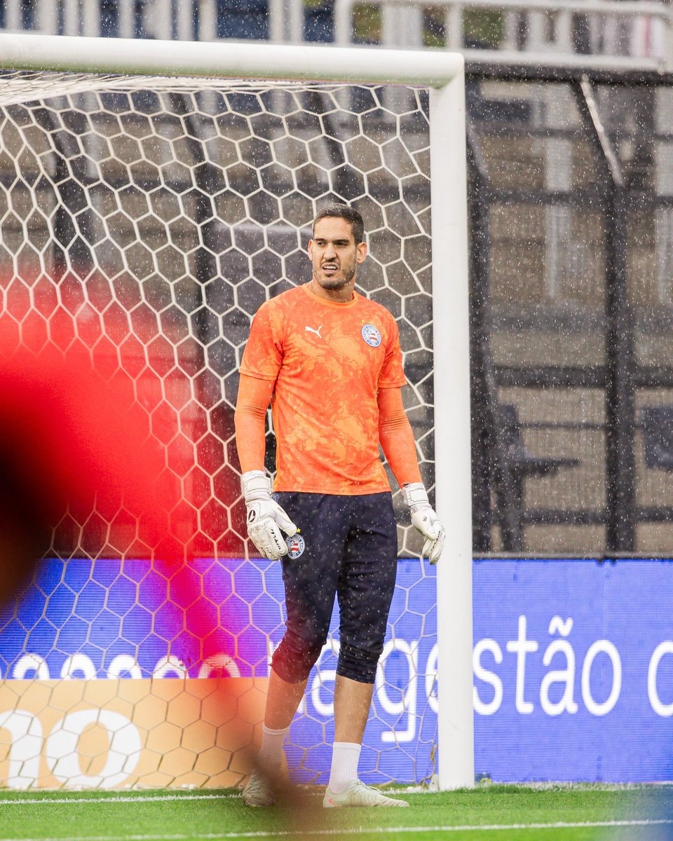 Ronaldo Bahia goalkeeper saves