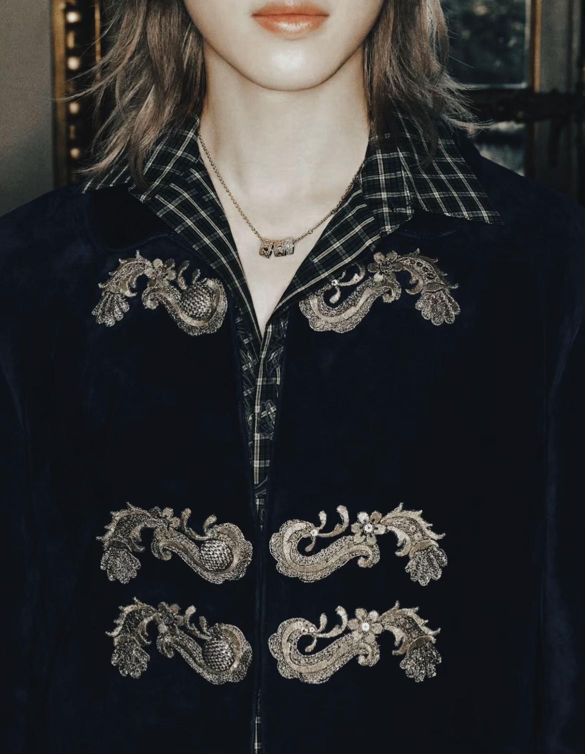 Jimin silver hair velvet coat edit (photo 4 of 4)