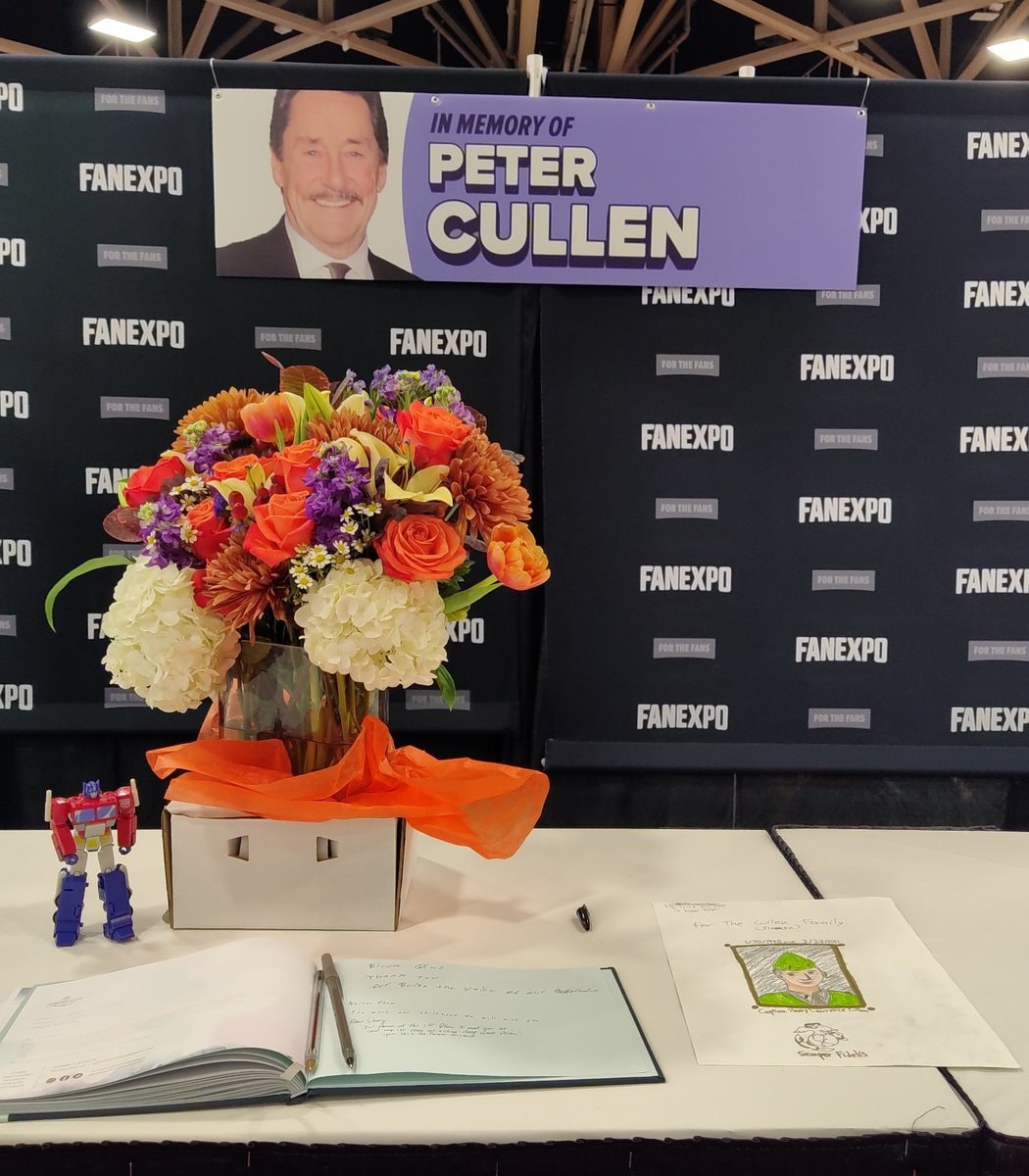Fan Expo Dallas Peter Cullen memorial