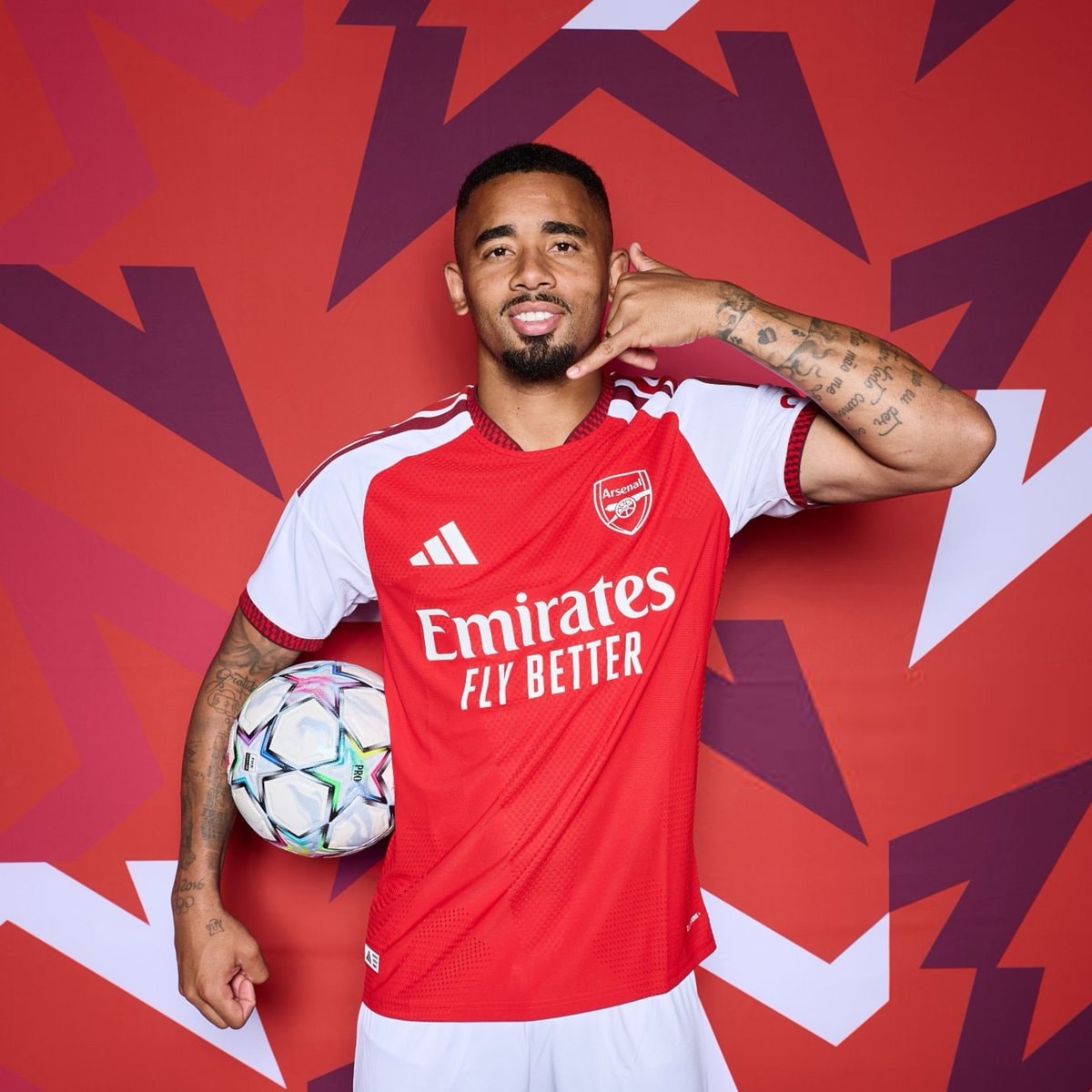 Gabriel Jesus Arsenal jersey moment