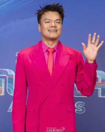 Wonyoung JYP true celebrity quote (photo 2 of 2)