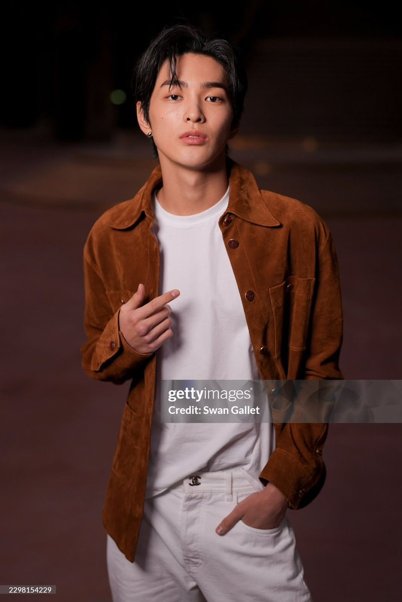 Keonho CORTIS Chanel Paris Fashion Week (photo 2 of 2)
