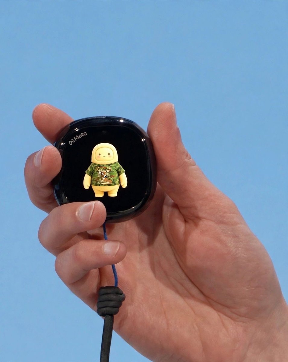 Meta Muse Charm device