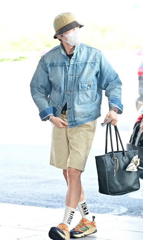 J-Hope airport look J-Hope airport look