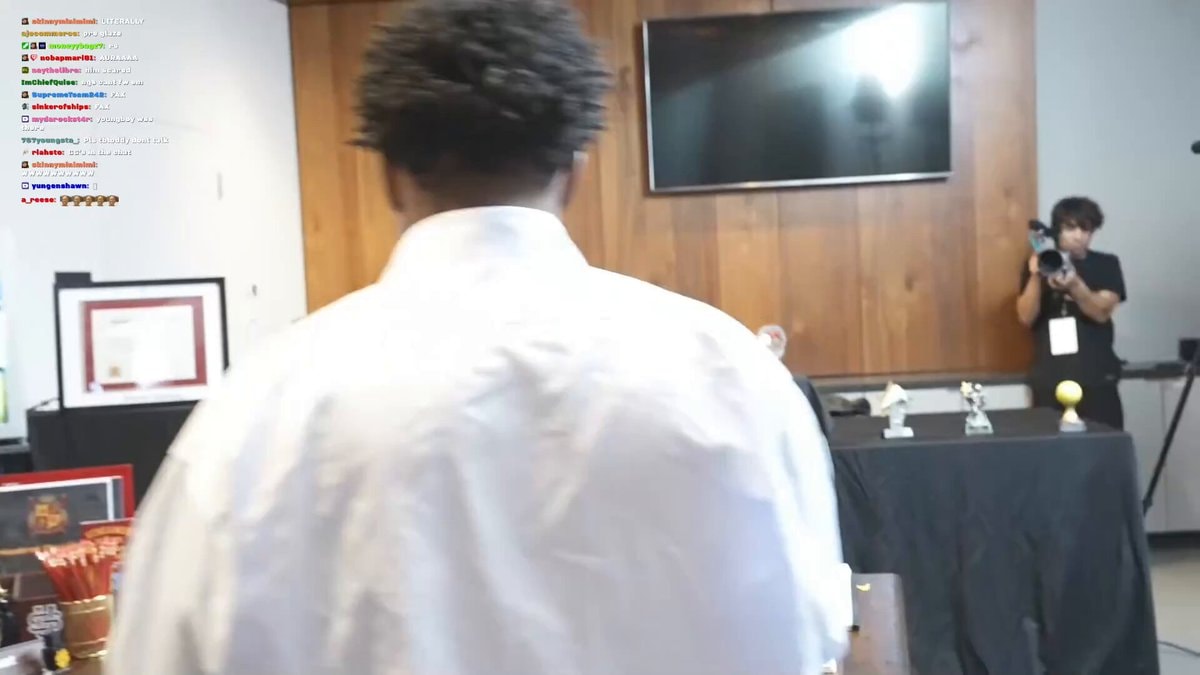 Reggie Stay in Touch Streamer University