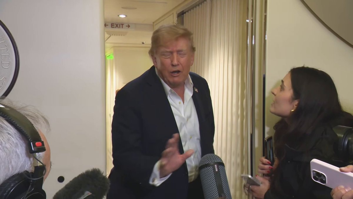 Trump DJ setup Air Force One Trump DJ setup Air Force One