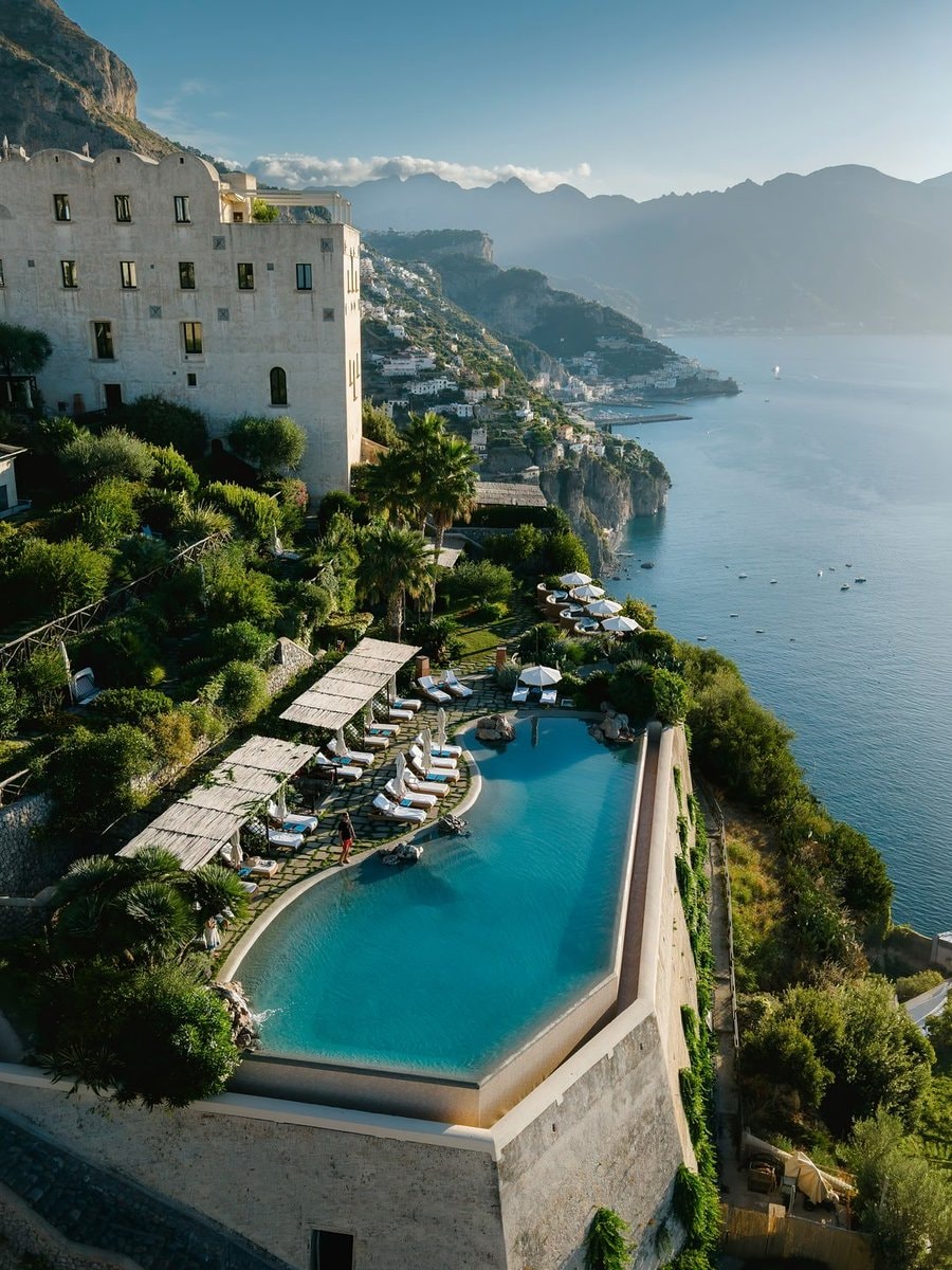 Amalfi coast, Italy (photo 2 of 2)