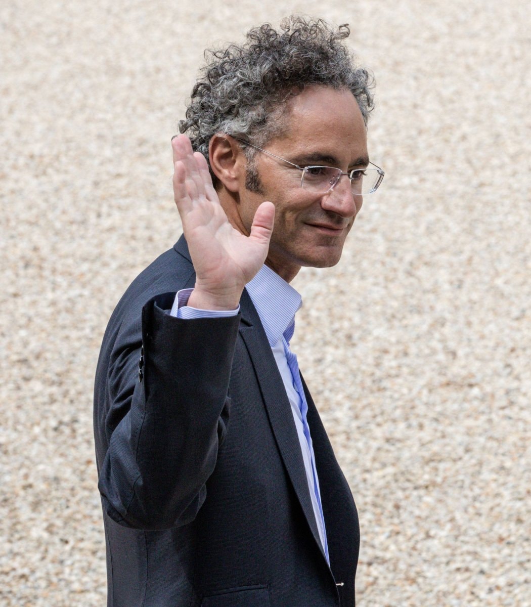 Palantir Alex Karp Microsoft Satya Nadella survey (photo 1 of 2)