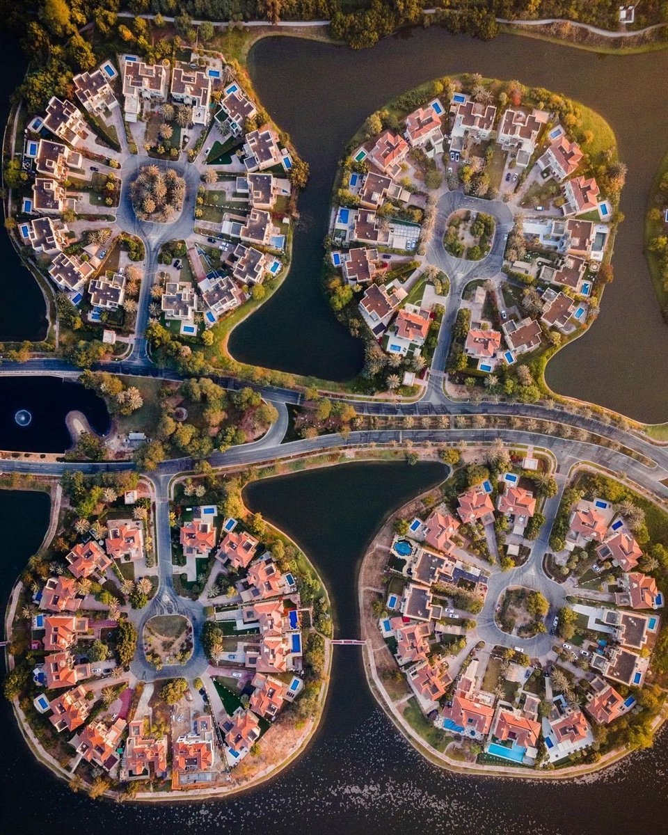 Palm Jumeirah Dubai (photo 2 of 4)