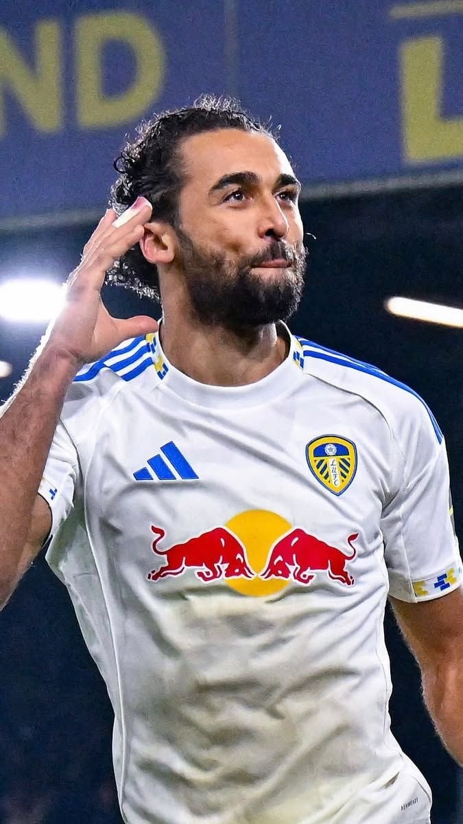 Dominic Calvert-Lewin reacts to Leeds vs Man Utd