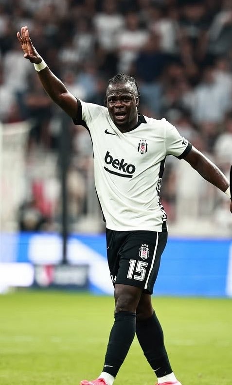 Poku Olaitan Hyeon-gyu Oh starting lineup (photo 3 of 3)