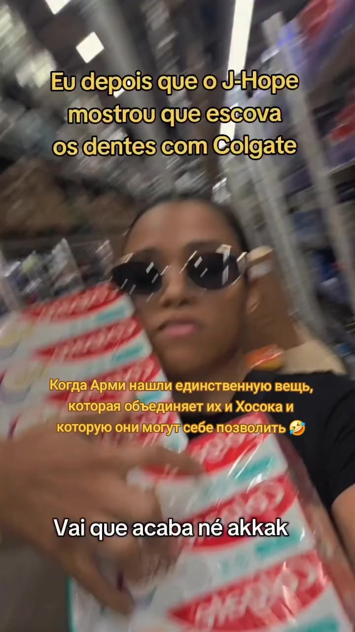 Hoseok Colgate toothpaste moment