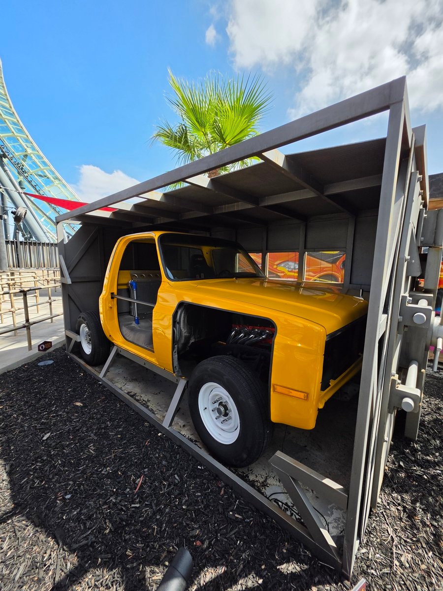 FAST & FURIOUS: HOLLYWOOD DRIFT queue (photo 3 of 4)
