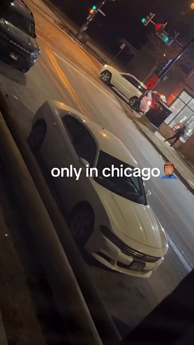 Chicago ATM heist at liquor store