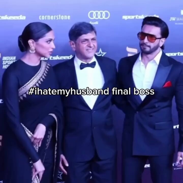 Ranveer Singh red carpet moment