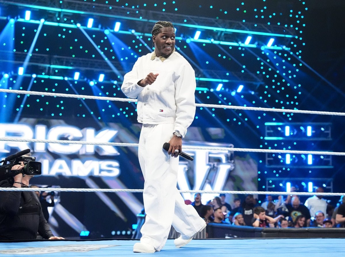 Lil Yachty WWE contract moment