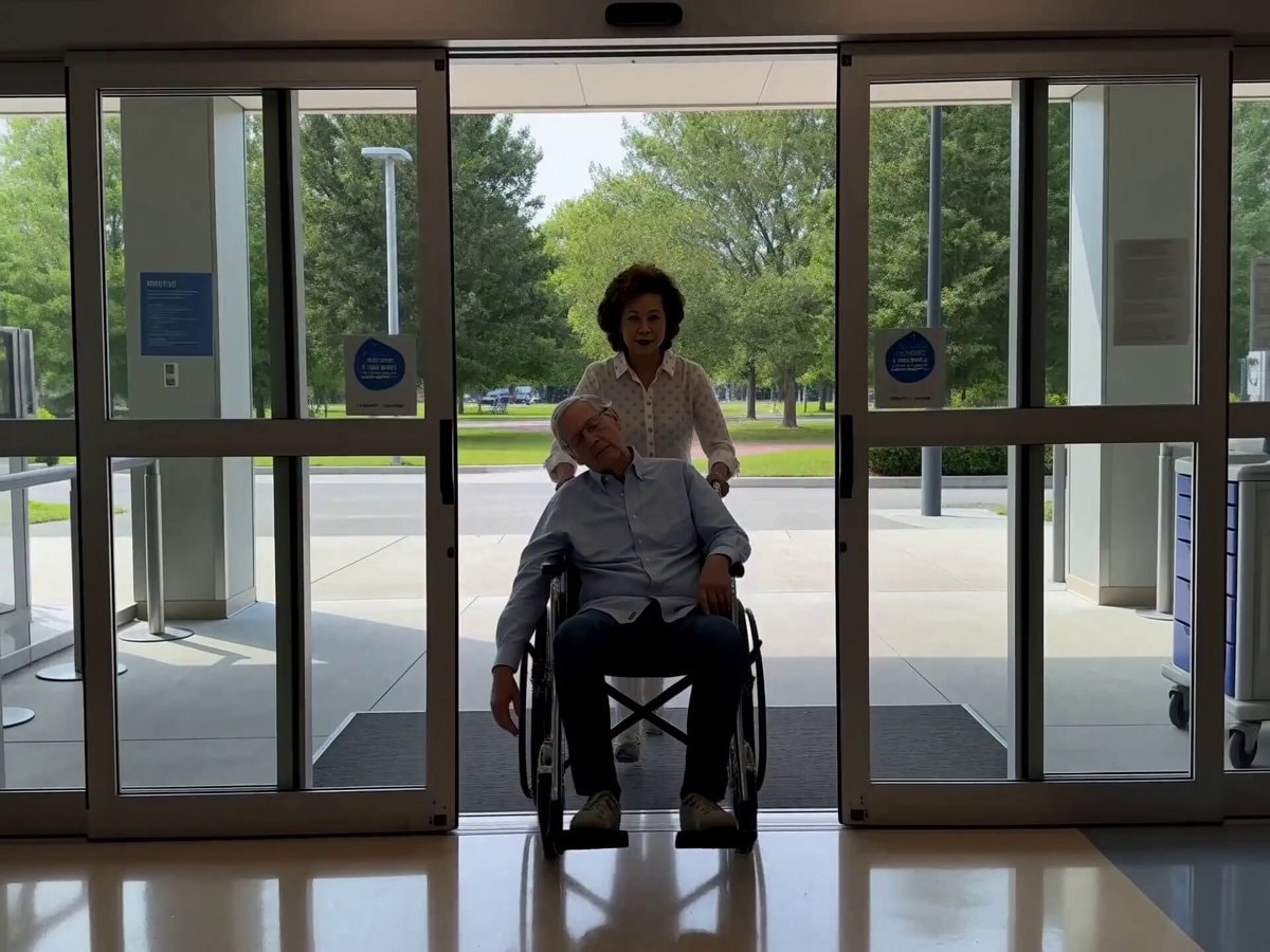 Mitch McConnell discharged heading home Mitch McConnell discharged heading home