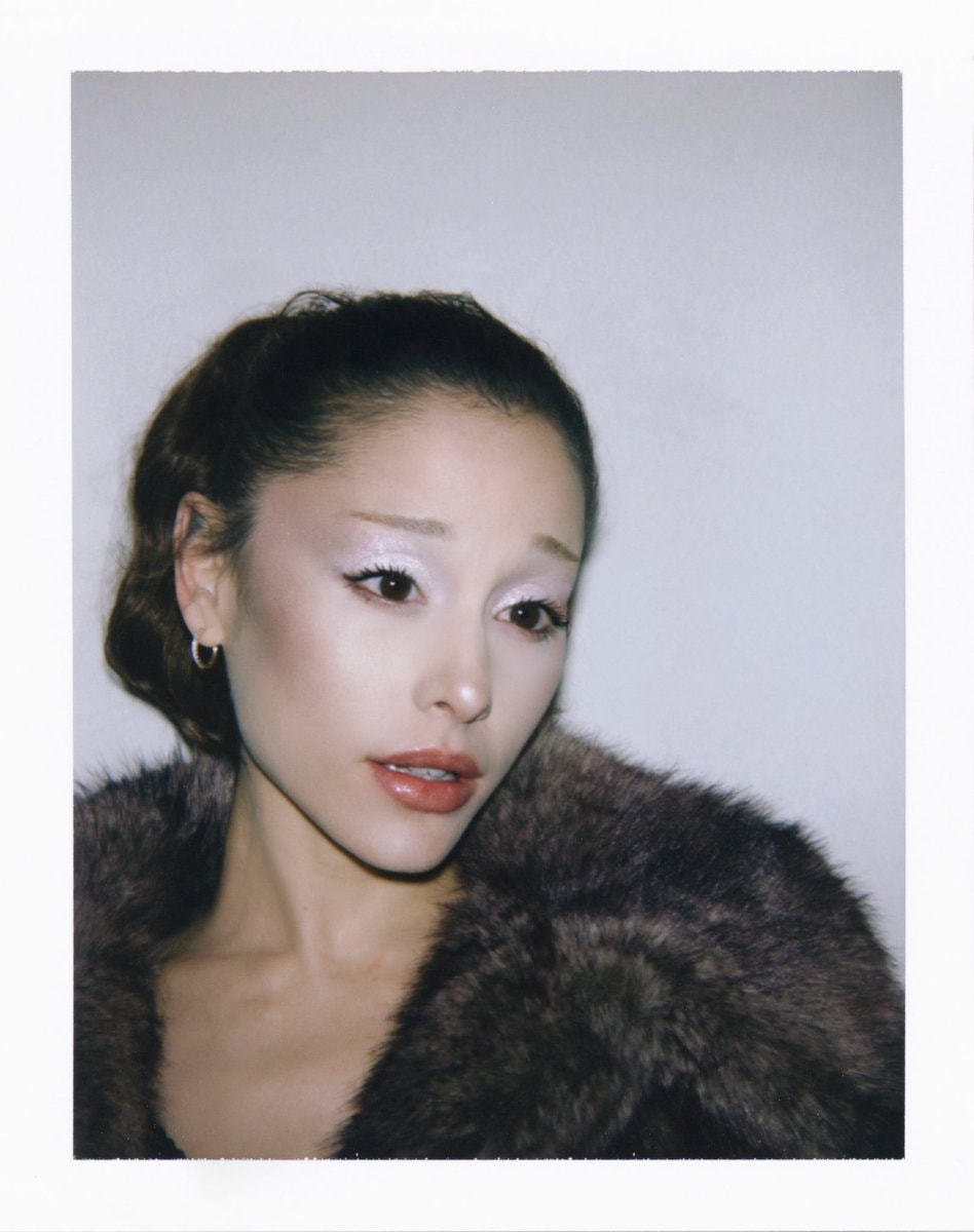 Ariana Grande Ricky Álvarez r.e.m. beauty (photo 2 of 2)