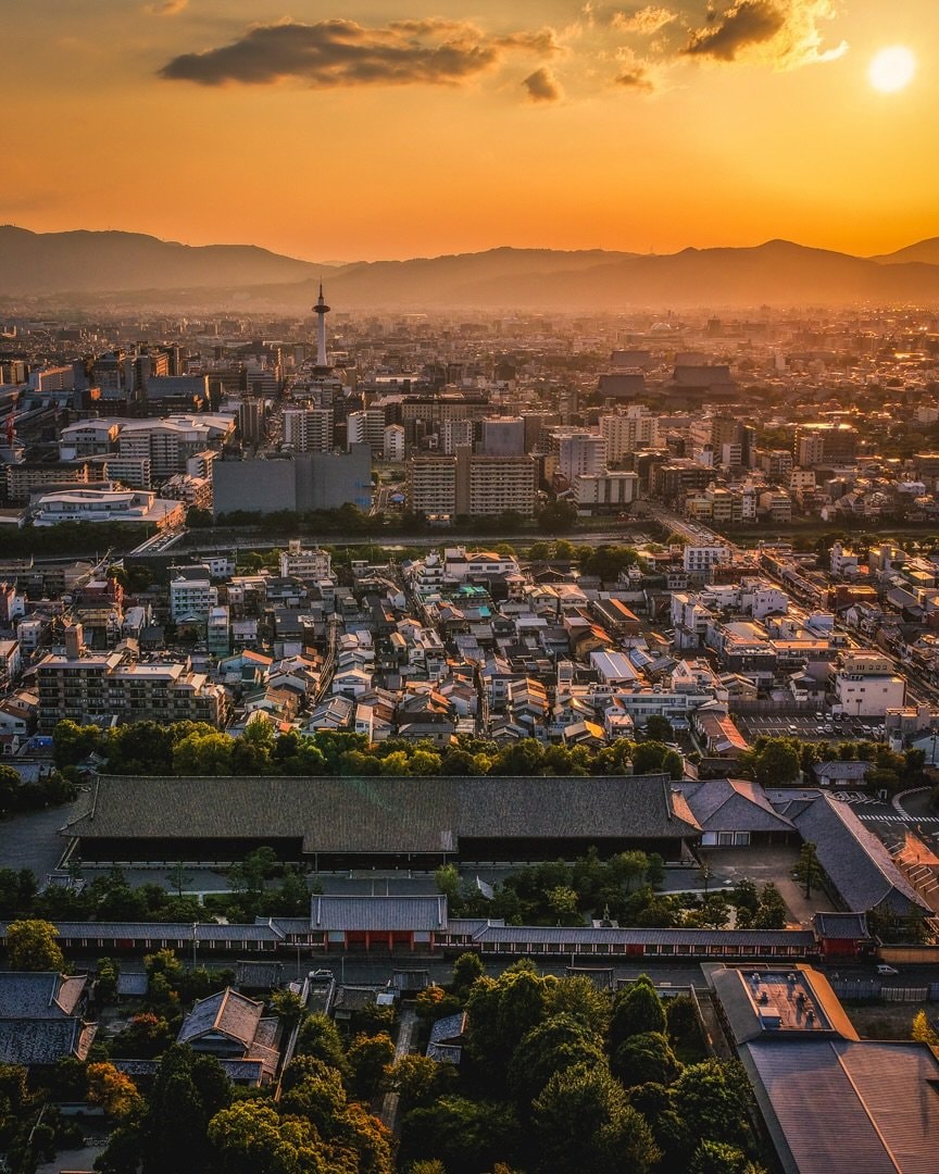 Kyoto Tower sunset (photo 3 of 4)