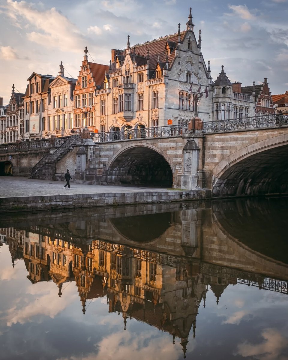 Ghent Belgium canal (photo 4 of 4)