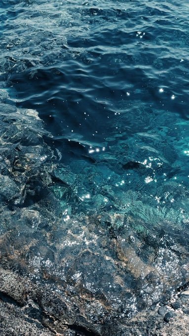 deep blue water (photo 2 of 4)
