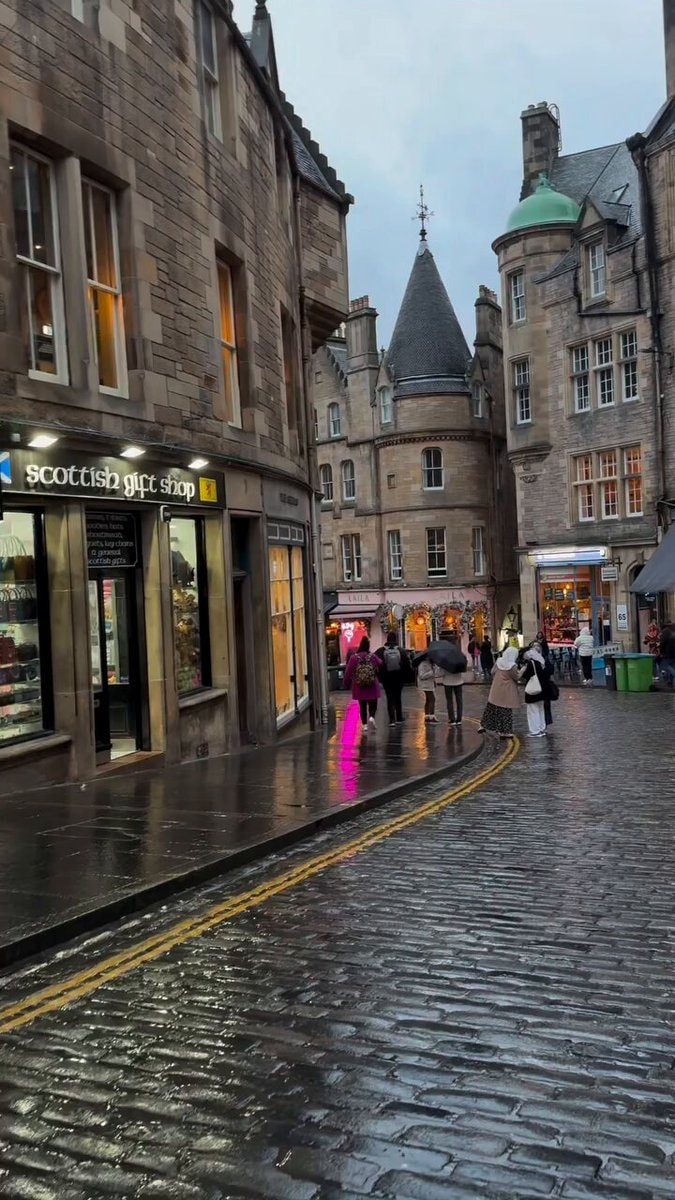 Edinburg rain