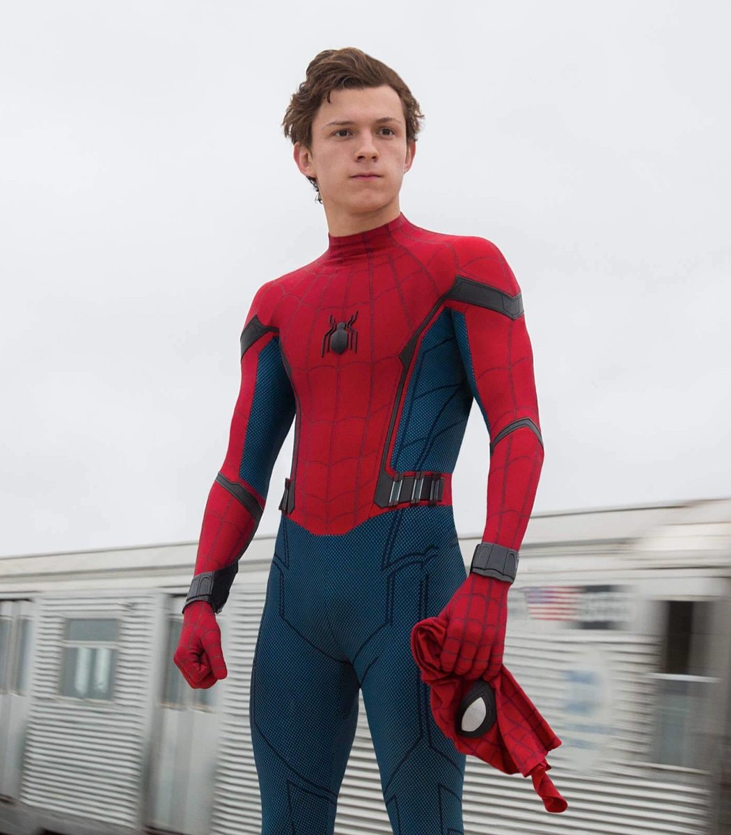 Tom Holland Spider-Man pay (photo 1 of 2) Tom Holland Spider-Man pay (photo 1 of 2)