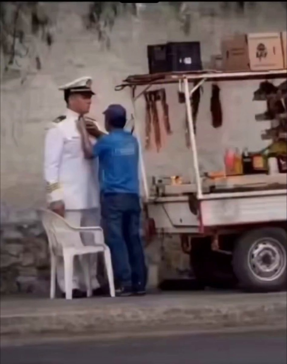 Naval Academy graduate honors father