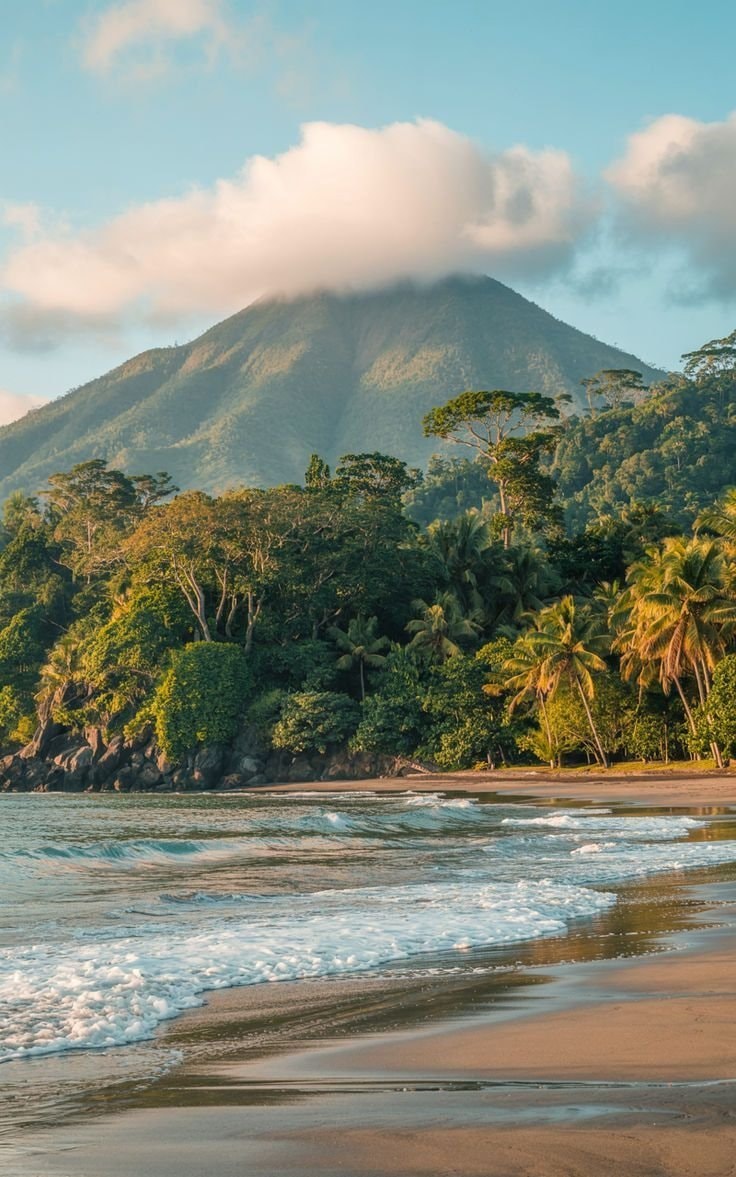 Costa Rica tropical volcano view (photo 4 of 4)