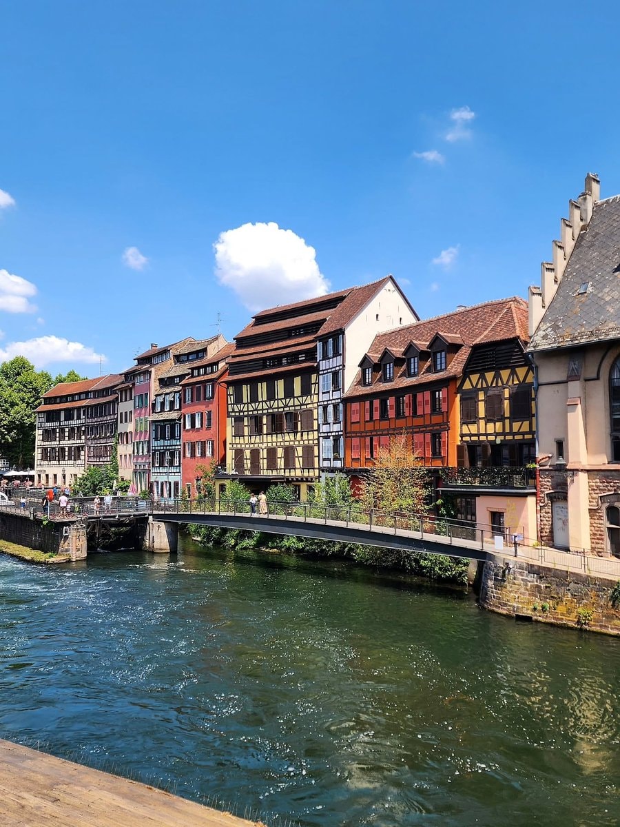 Strasburg France canal view (photo 2 of 2)