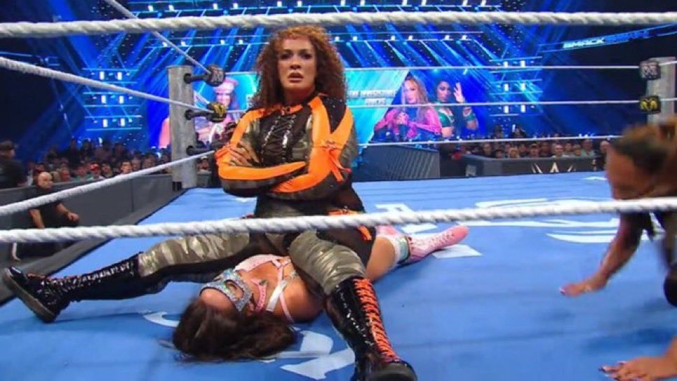 Nia Jax pins Chelsea Green SmackDown