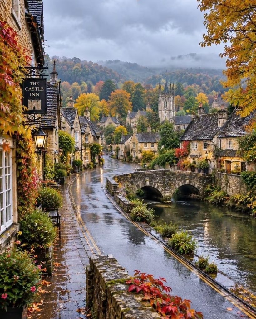 cotswolds village scene